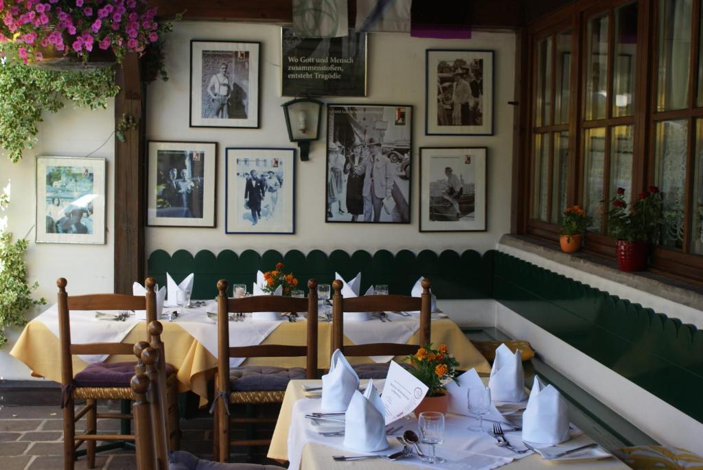 Gasthof Hohlwegwirt Hallein Exteriör bild